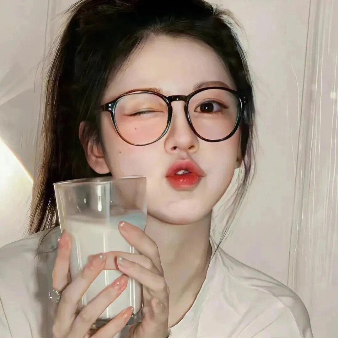 她的伪装